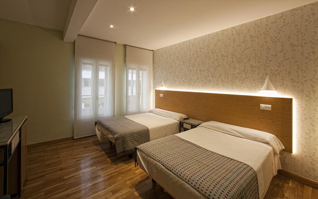 Hostal Bezana Burgo Værelse billede