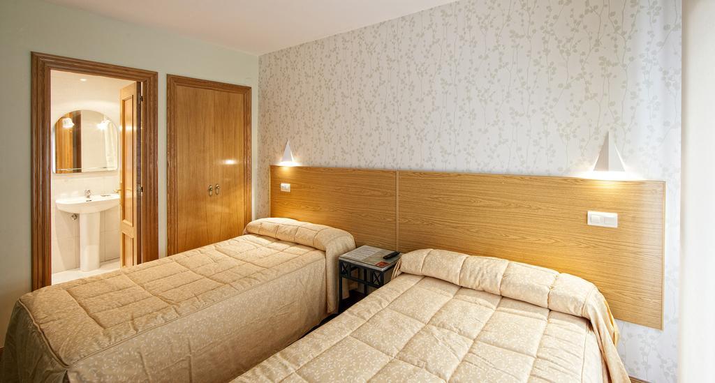 Hostal Bezana Burgo Værelse billede