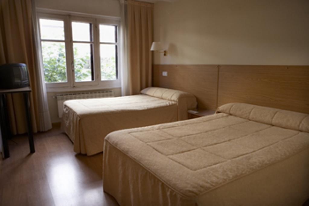 Hostal Bezana Burgo Eksteriør billede